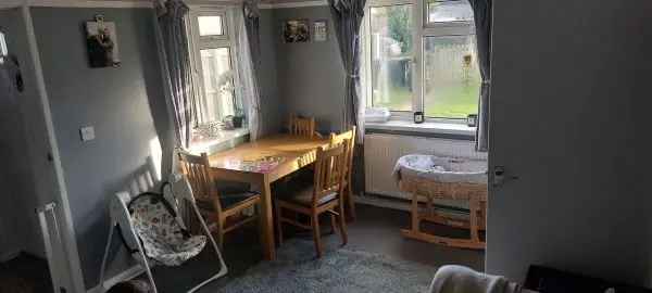  For Rent in Winterborne Stickland, England