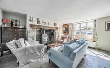 Grade II Listed 4-Bedroom Home in Dunsford
