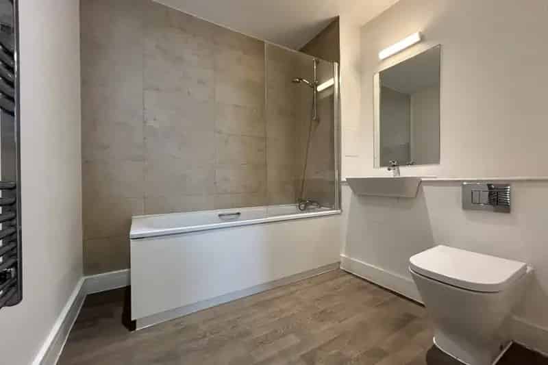 Executive Apartments City View Ensuite Parking Available