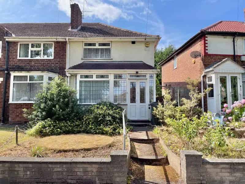 2 Bedroom Semi Detached House For Sale