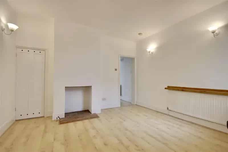 3 Bedroom Terraced House to Rent - Whale Island Views