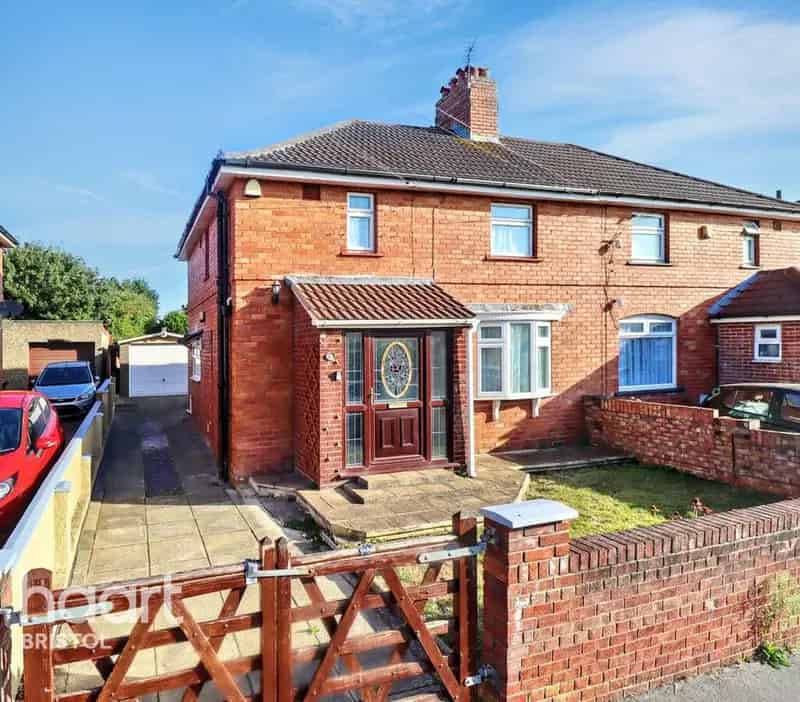 3 Bedroom Semi-Detached House for Sale