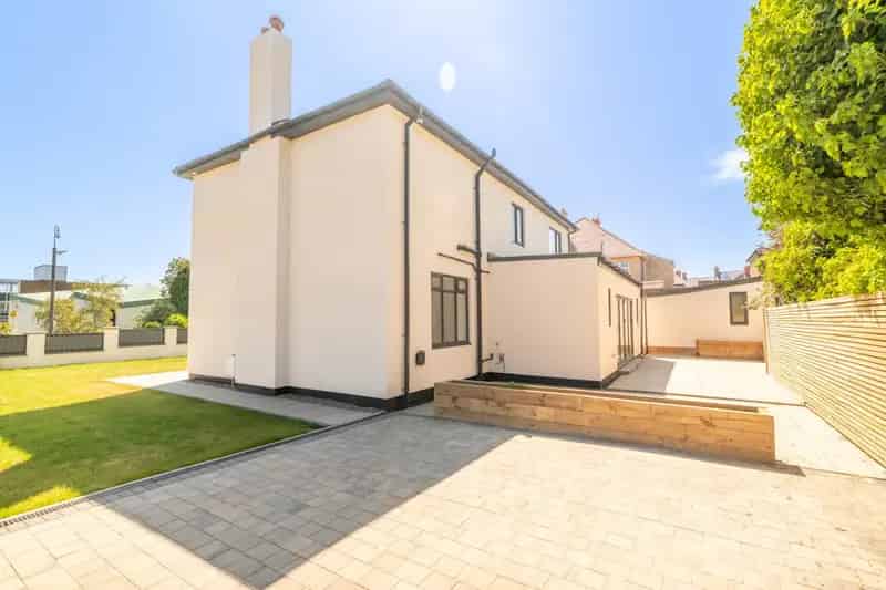 House For Sale , Thornholme Road, Sunderland, England