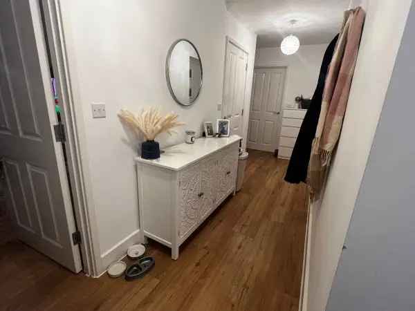 Flat For Rent in East Hertfordshire, England