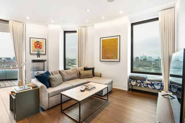 Luxury 2-Bed Riverview Apartment Westminster
