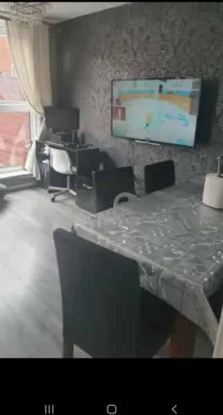 3 Bed House with Garden and Parking Sought