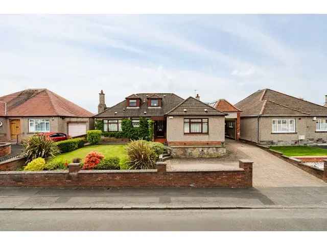 5 Bedroom Bungalow For Sale