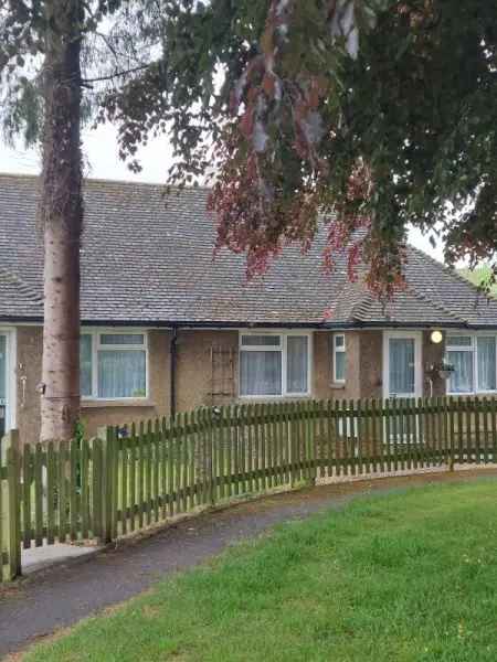 Bungalow For Rent in Vale of White Horse, England