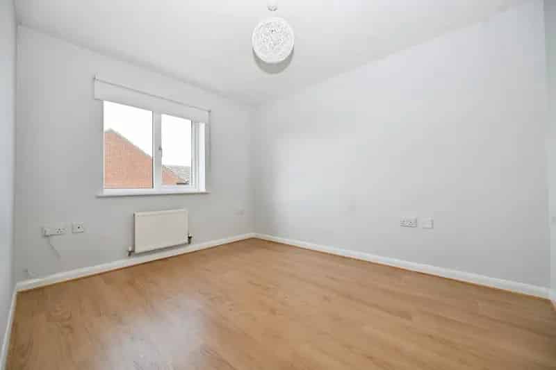 3 Bedroom House For Sale Near Yeadon Town Centre