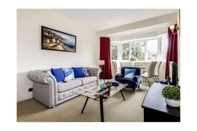 Large One Bedroom Flat to Rent
