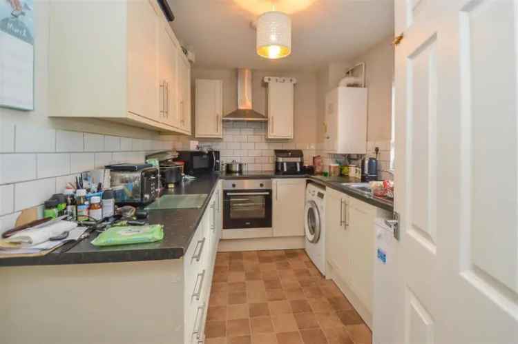 3 Bedroom Terraced House for Sale Near Shenfield Station