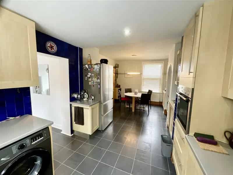 3 Bedroom Semi-Detached House For Sale Near Havant