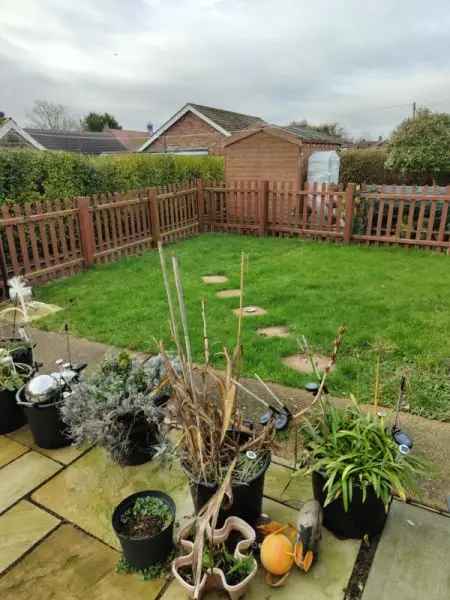 Bungalow For Rent in Broadland, England