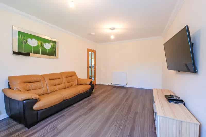 Spacious Semi-Detached Villa with Modern Features