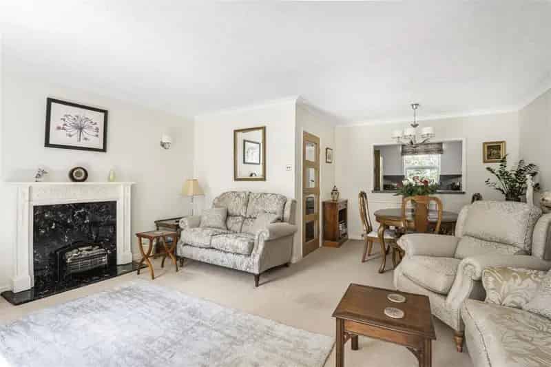 4 Bedroom Townhouse For Sale