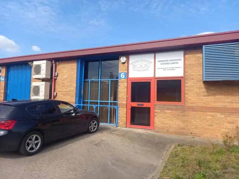 Terrace Unit For Storage or Production in Business Park