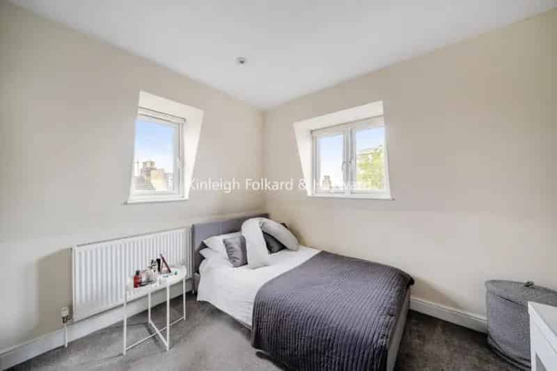 Spacious 4-Bedroom Maisonette near Tooting Broadway Tube