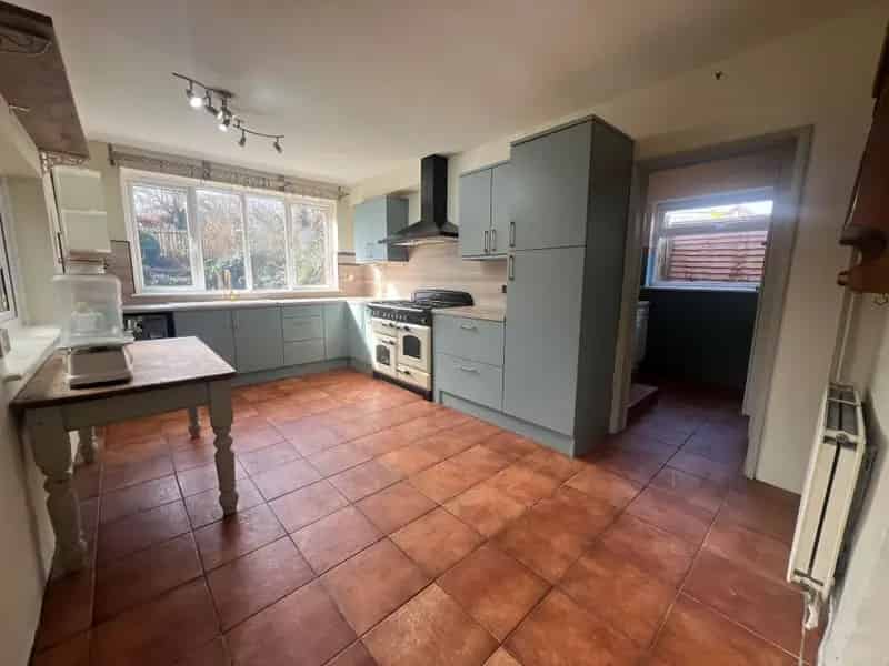Charming 3-Bed Cottage in Ash Thomas with Annexe