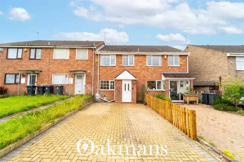 3 bedroom terraced house for sale