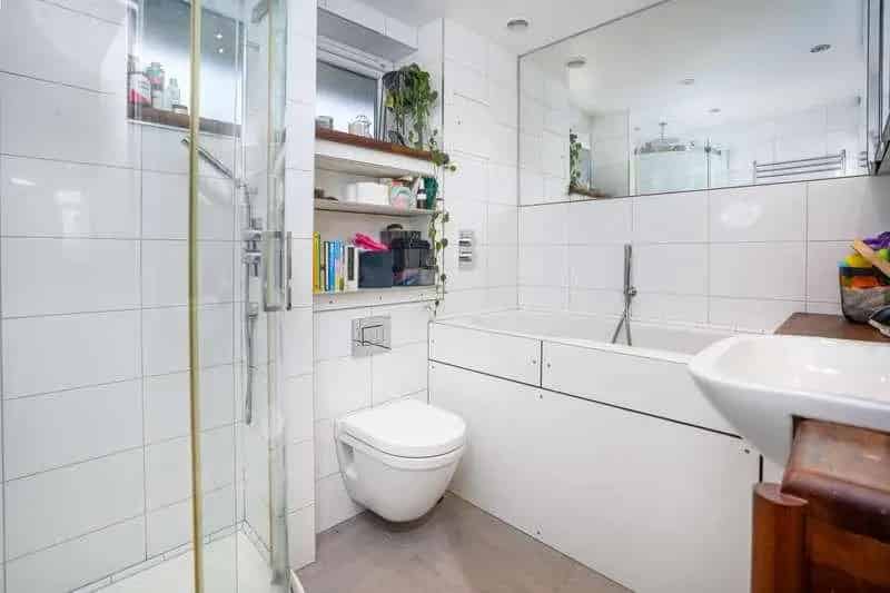 3 Bed Maisonette for Sale in North London Fields