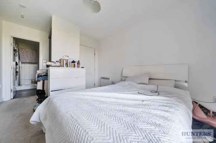2 Bedroom Flat for Sale in Belvedere Park