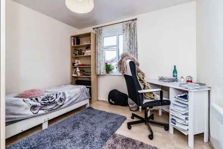 2 Bedroom Flat for Sale Salford M3 Trinity Riverside