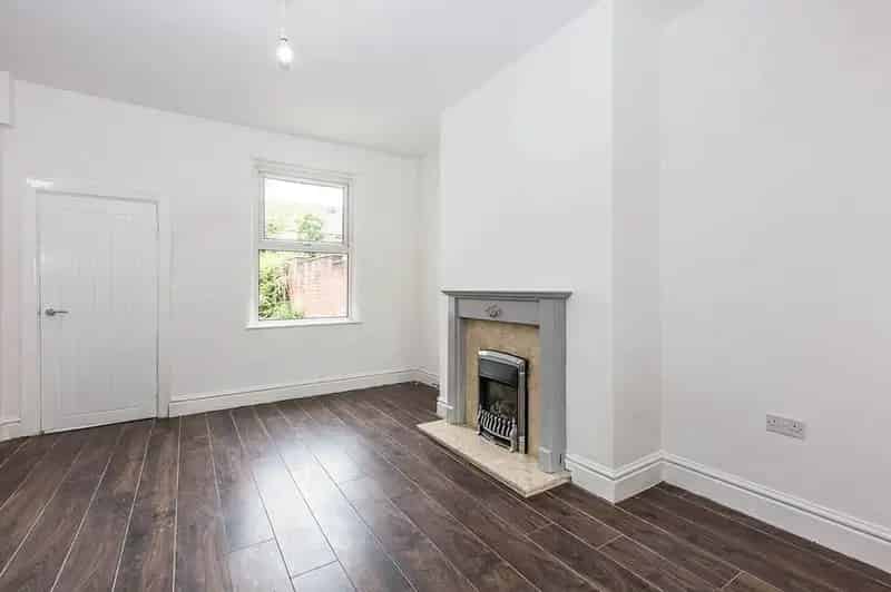 2 Bedroom Mid Terrace House for Sale Wigan