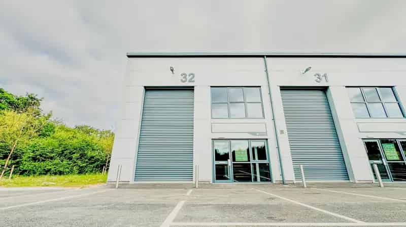 Commercial Units For Sale 1000-2000 sq ft