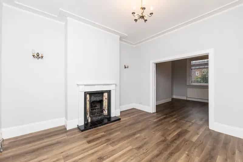 3 Bedroom House To Let Newly Renovated