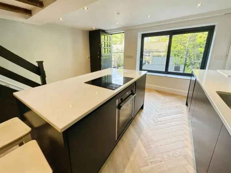 2 Bedroom Cottage Edgerton Unique Features Basement Kitchen Rooftop Terrace