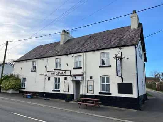 The Swan Pub: Detached Pub with Extensive Grounds and Accommodation