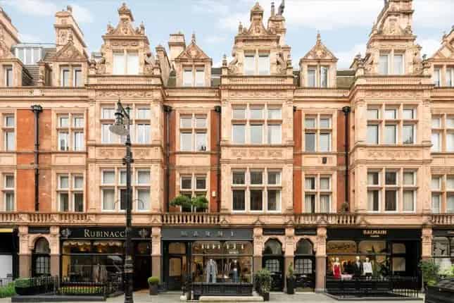 Mayfair Apartment - 4 Floors, Private Entrance, Mount Street Gardens