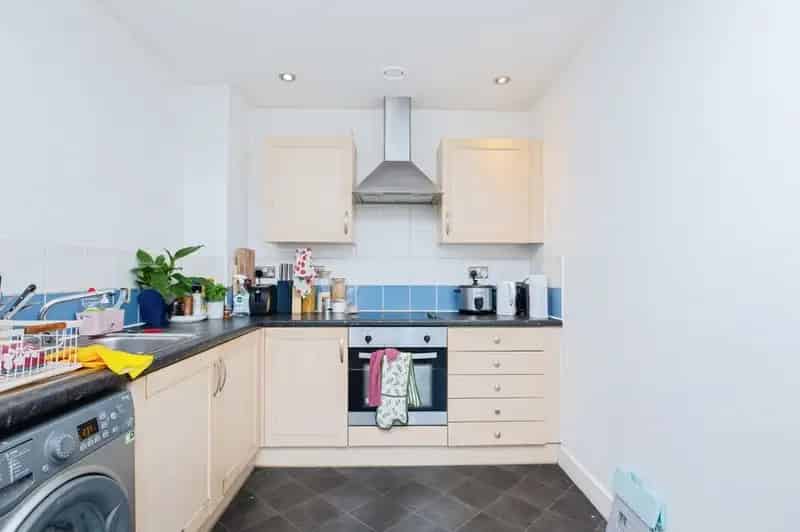 2 Bedroom Flat for Sale Manchester City Centre Parking