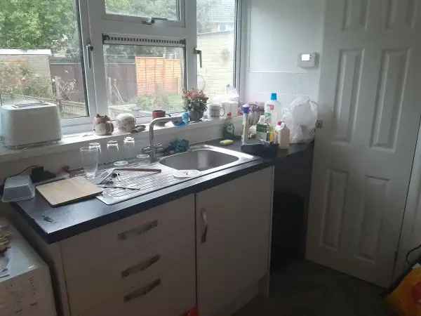 Flat For Rent in Folkestone and Hythe District, England