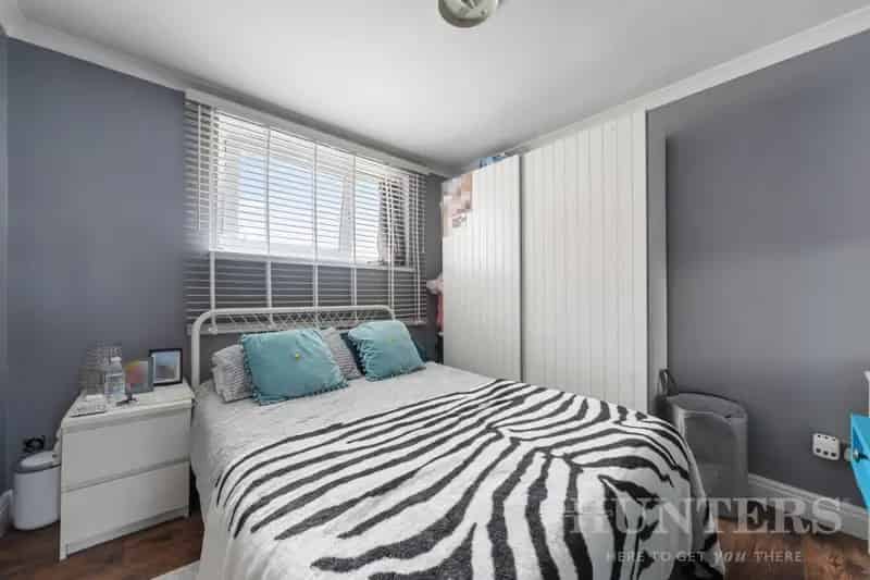23 Bedroom Maisonette Near Schools and Parks London