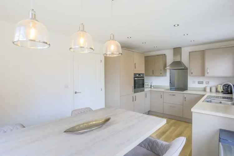 Detached Home Skipton Road Harrogate 3 Beds