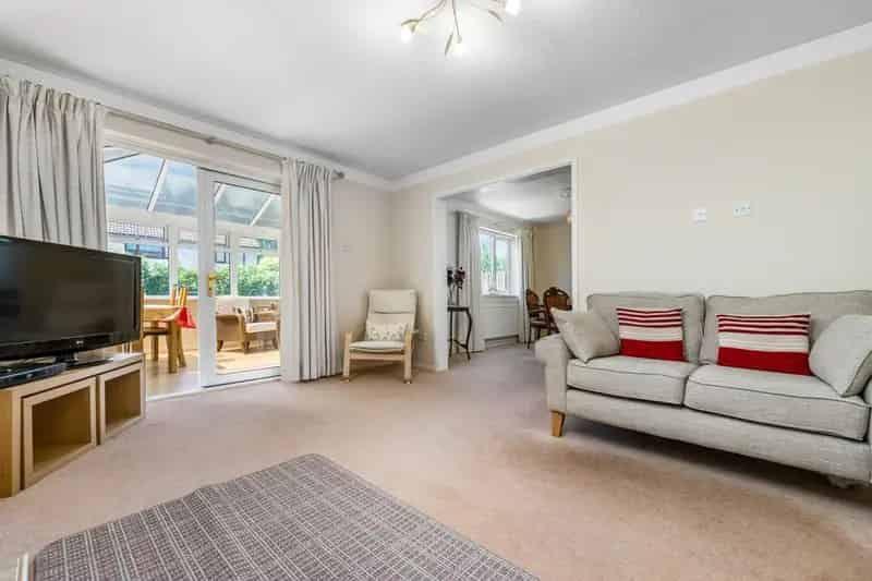5 Bedroom Detached House for Sale in Cardiff