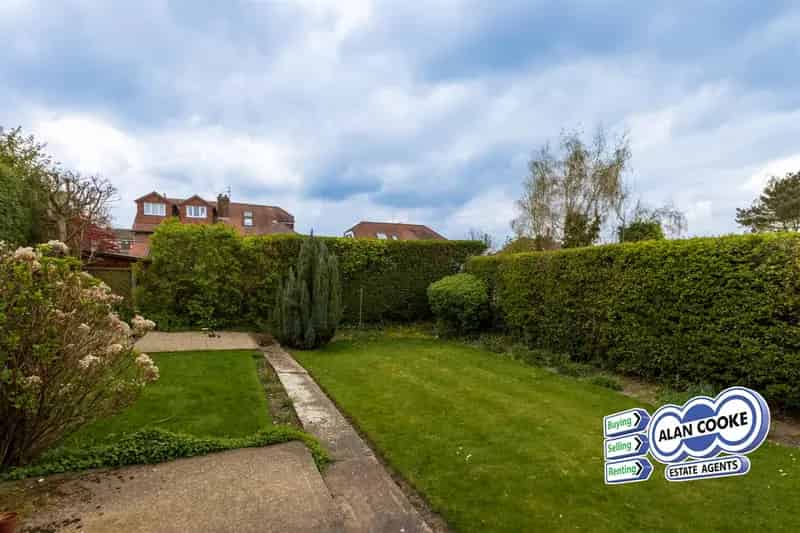 4 Bedroom Semi Detached House to Rent North Leeds