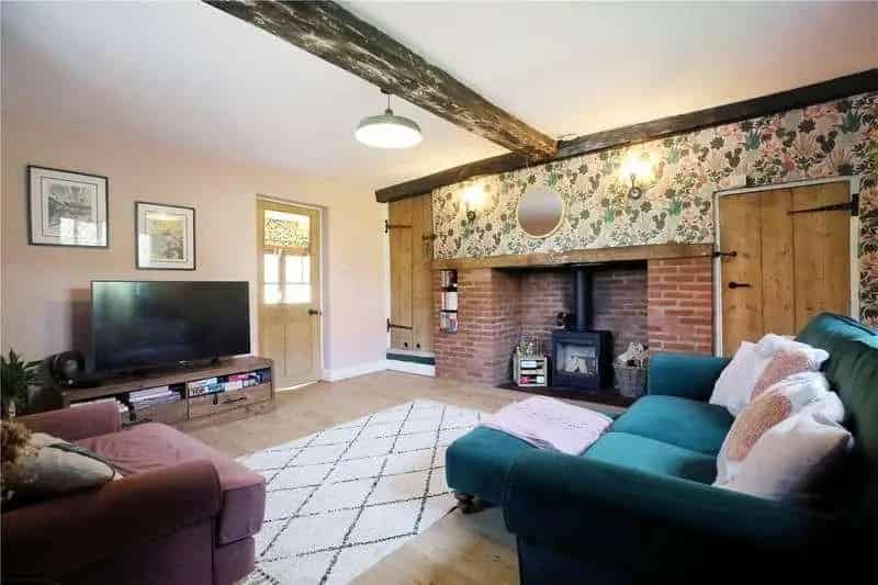 3 bed house for sale
