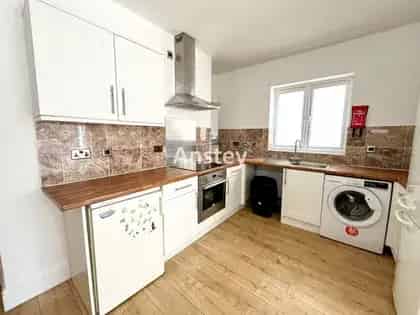 5 Bedroom Student House 54m² Southampton