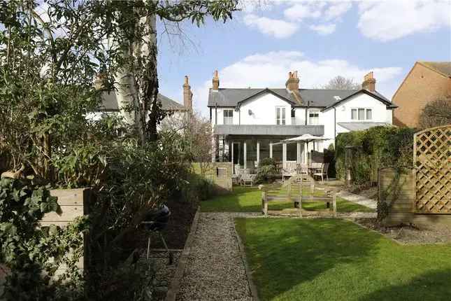 Semi Detached House Wimbledon SW20 Raynes Park Station