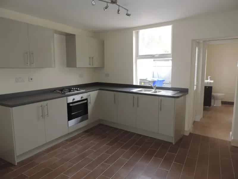2 Bedroom House To Rent Available 2025