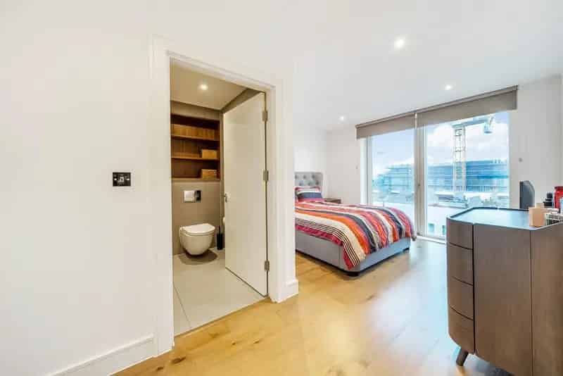 Large Apartment in Blackheath Quarter Kidbrooke Village