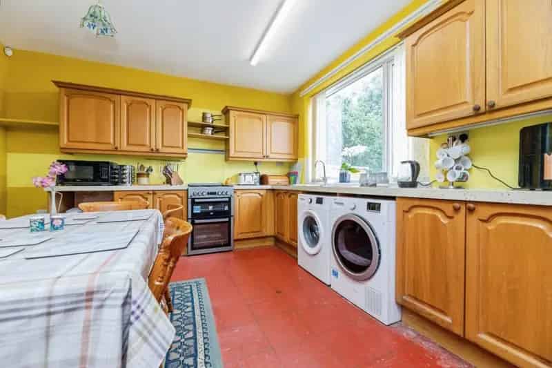4 bedroom House
 For Sale