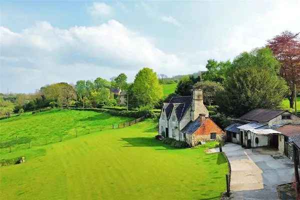 Prescott, Gotherington, Cheltenham, Gloucestershire, GL52 9RE | Property for sale | Savills