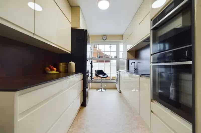 3 Bedroom Flat Folkestone West End Sea Views Private Garden Parking