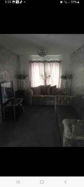 2 Bed House Near Schools Shops Doctors Sittingbourne Kent