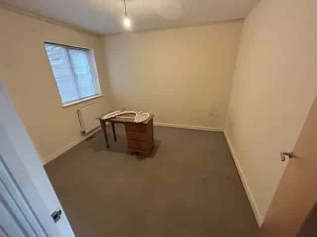 2 Bedroom Ground Floor Flat Near Northampton Train Station