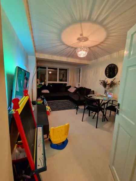 Flat For Rent in London, England