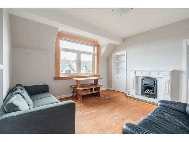 3 Bedroom Upper Villa for Sale in Juniper Green